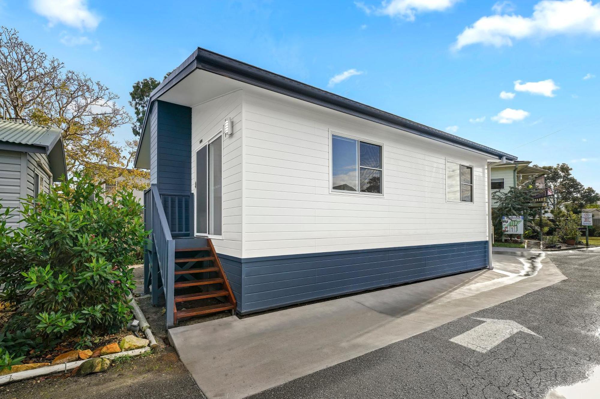 Dunbogan Caravan Park Hotel Exterior photo