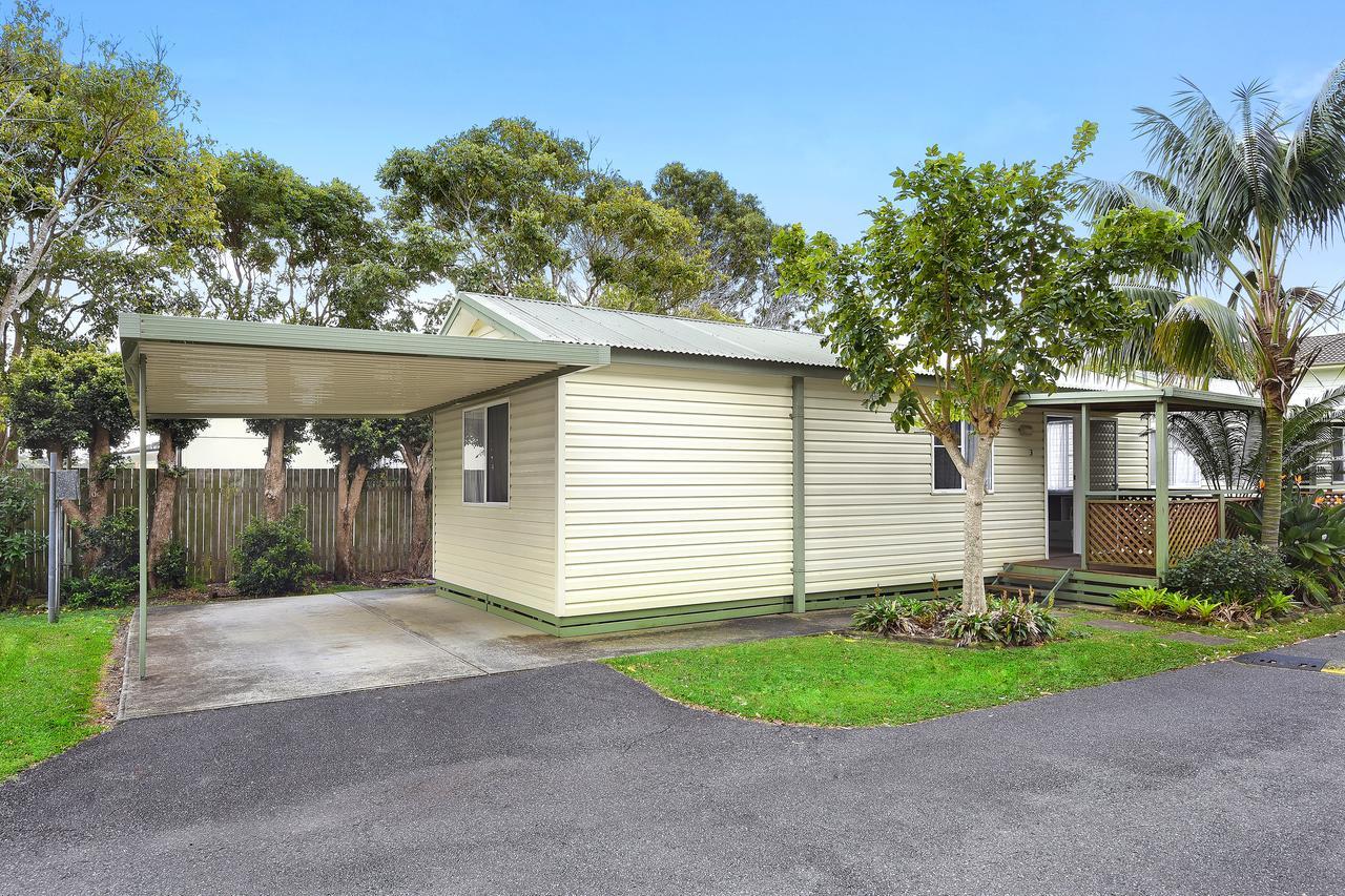 Dunbogan Caravan Park Hotel Exterior photo