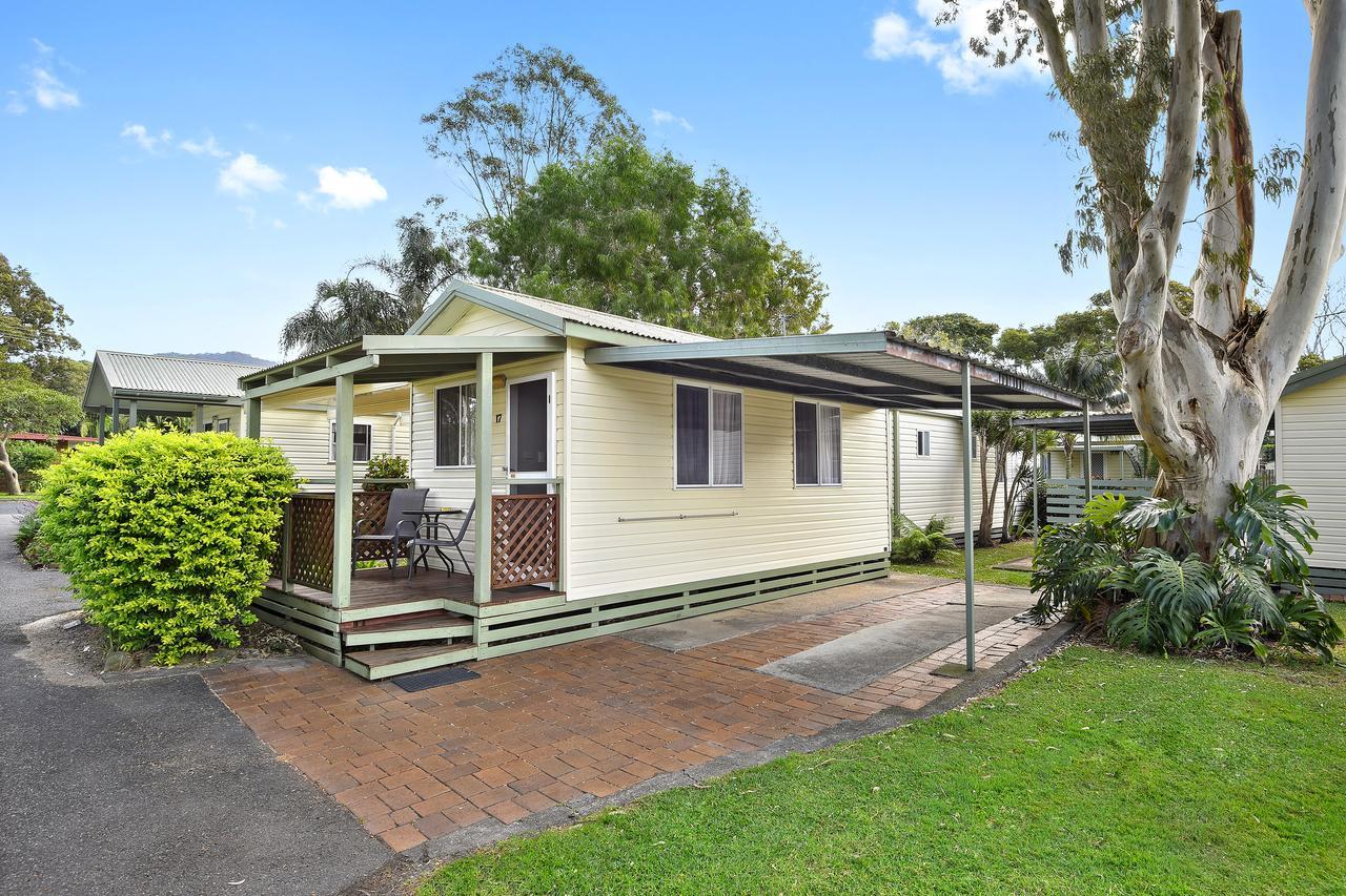 Dunbogan Caravan Park Hotel Exterior photo